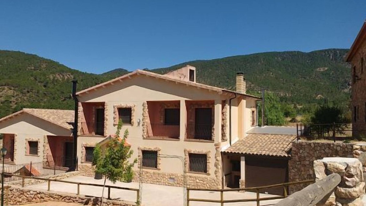 Riopar Cottage | Casas Rurales La Loma for 10 people