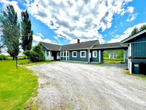 Uusikaarlepyy Villa | CasaVictoria