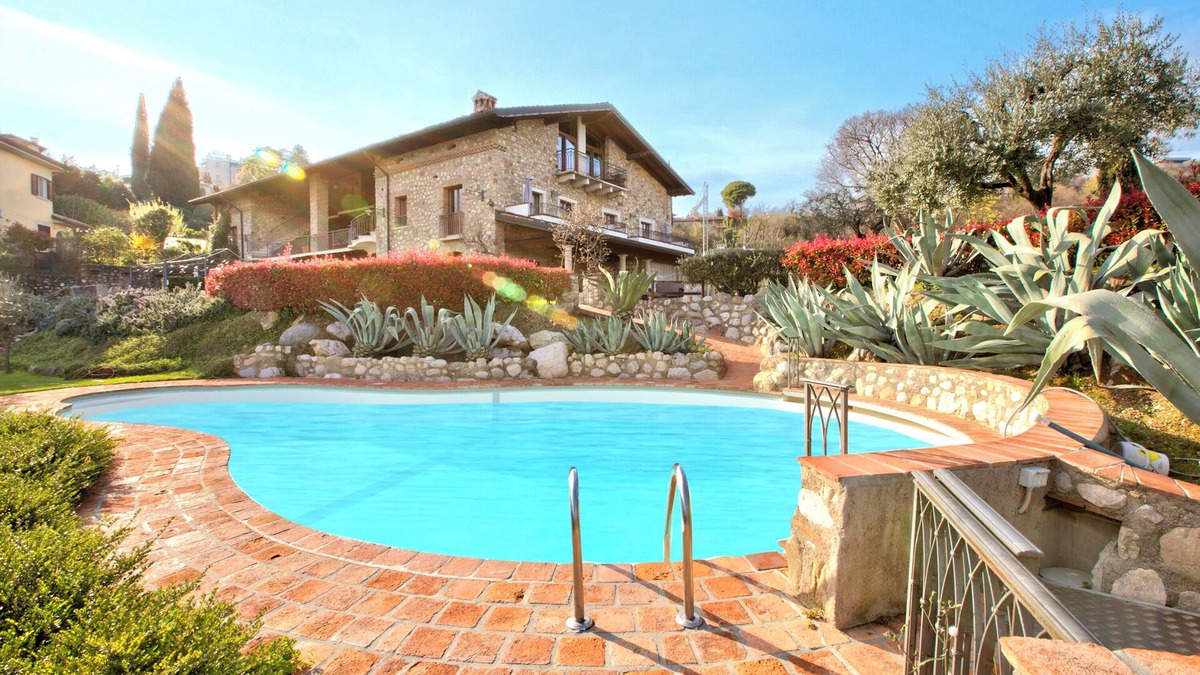 Monte Apartment | Cascina Crocelle Apartments