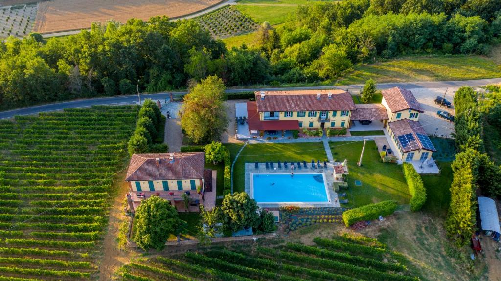 Asti House | Cascina Desderi