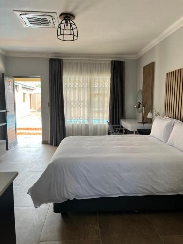 Klerksdorp House | Casero Guesthouse