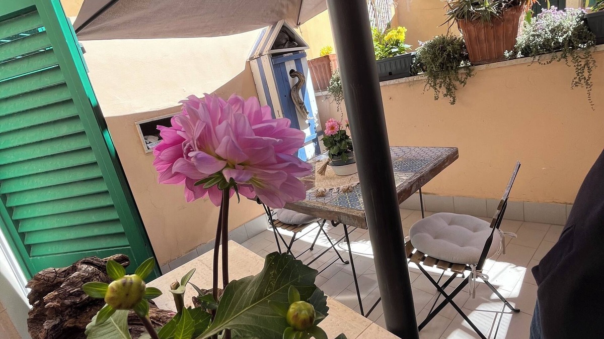 Nettuno House | "Casetta del Borghetto" - "In the Heart of the Borghetto" Near the sea and Rome.