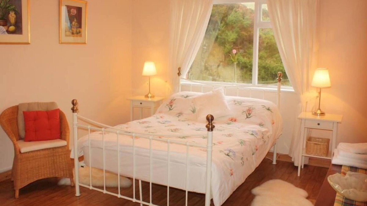 Donegal Cottage | Cashelmore Cottage - mountain/countryside views