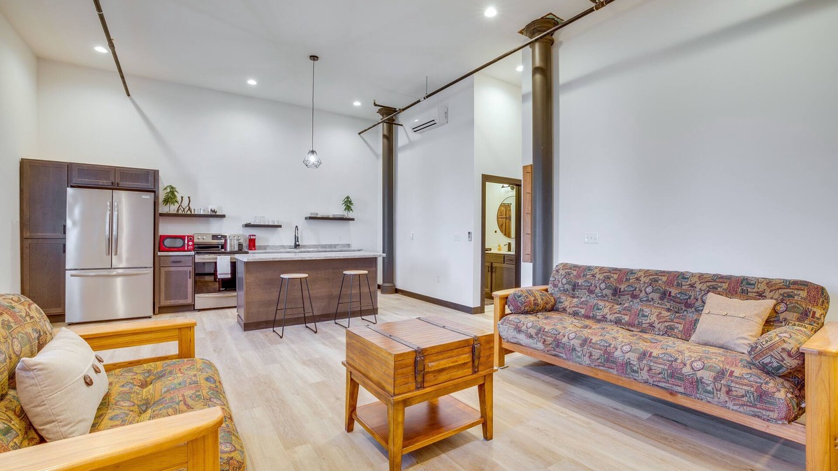 Cashton Apartment | Cashton Studio Apartment: Steps to Downtown!