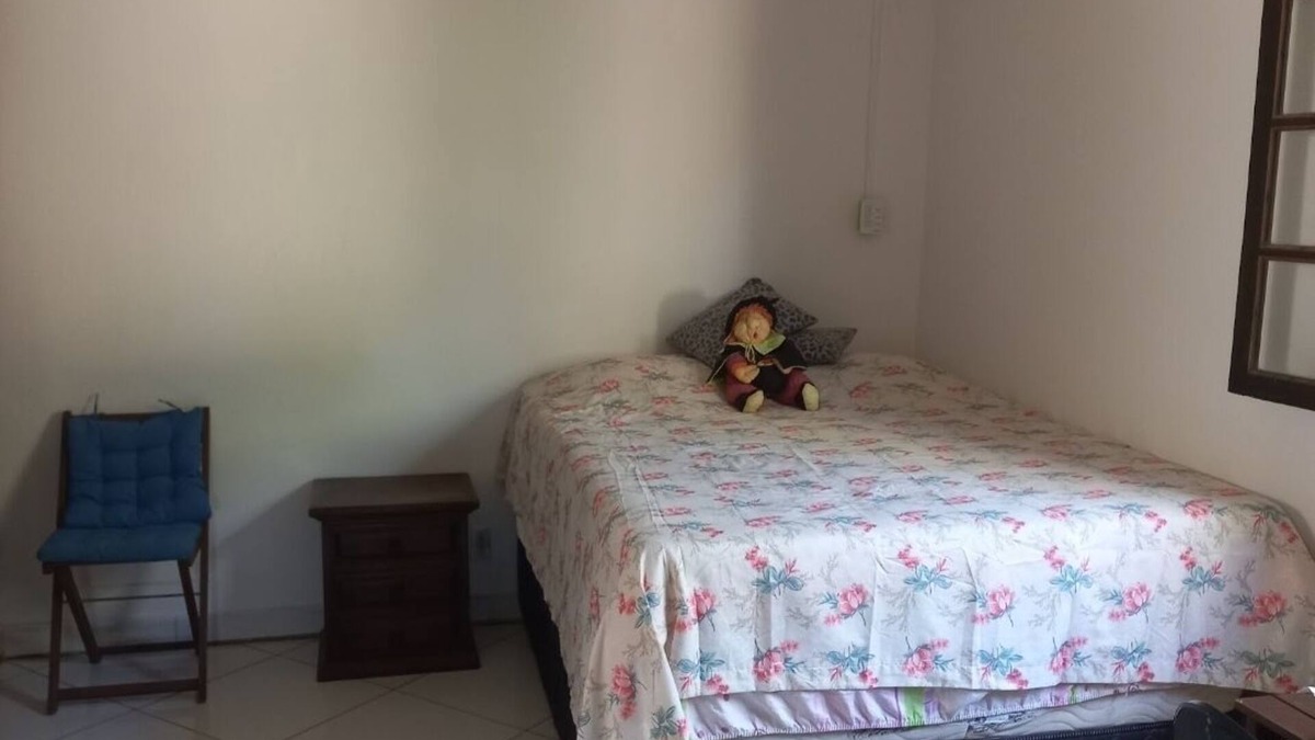 Guaratiba House | Casinha Cercada de Verde