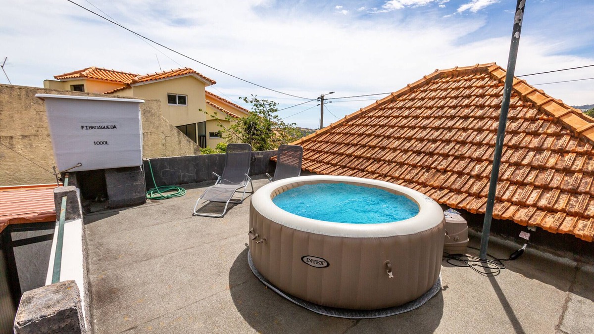 Sao Jorge Cottage | Casinha da Achada by Atlantic Holiday