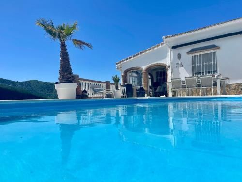 Vinuela Bed & Breakfast | Casira, casitas en kamers, Viñuela, Andalucía