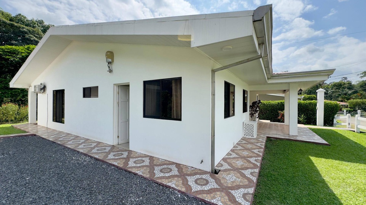 Carmen House | Casita Kibbie.