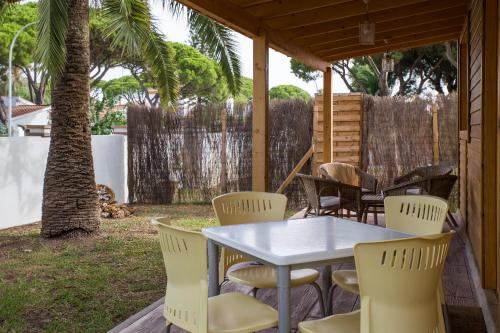 Valdelagrana House | Casita de madera junto al mar