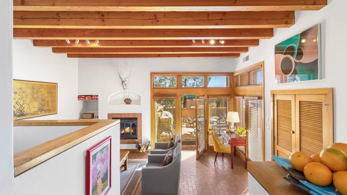 Nambe Pueblo House | Casita del Mirador - Well-Appointed Home w/Kiva Fireplace, Sunset Views, & Pool