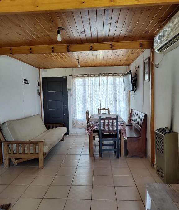 General Fernandez Oro House | Casita en Oro