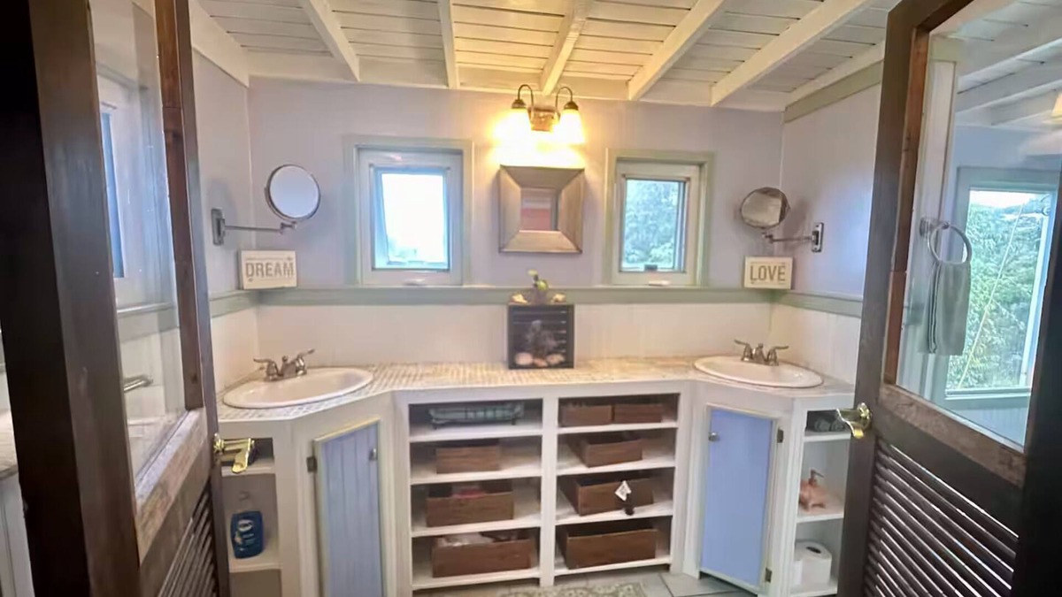 St. Thomas Cabin | Casita Orquidea Vanda Suite