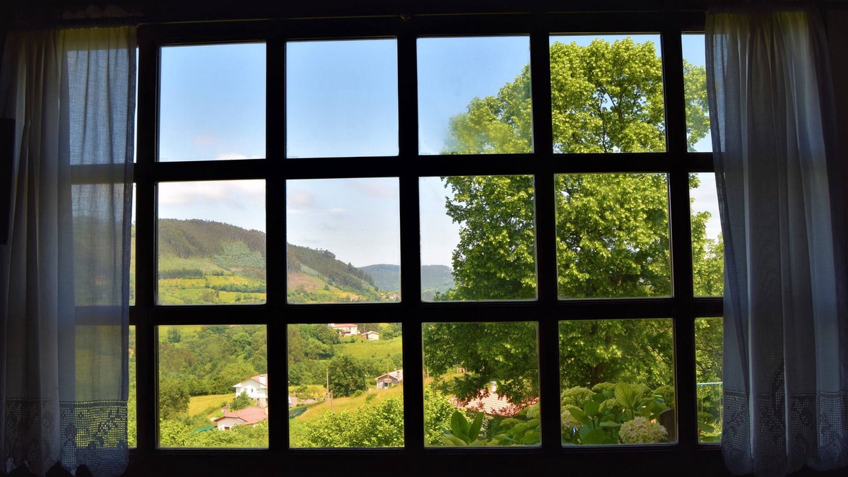 Tornon Cottage | Casita Trisqueles and Buganvillas II (2 /4pax) comfort, relaxation and good views.