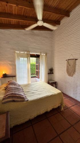 Las Rosas House | Casitas cercanas a plaza de Villa de las Rosas con patio y asador