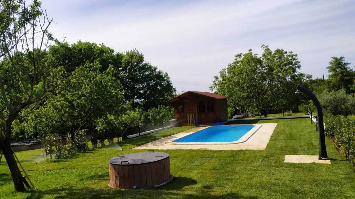 Canale Monterano Apartment | Casona Serrari with Swimmingpool