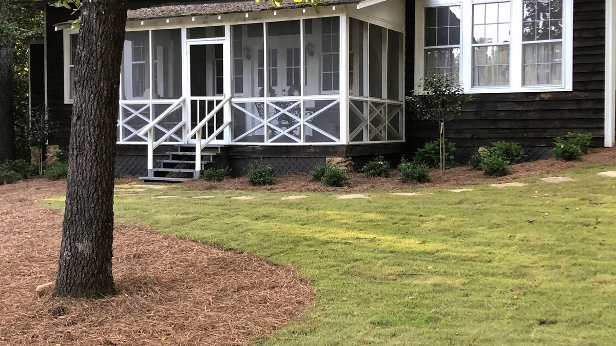 Hamilton Cabin | Cason’s Cabin-Callaway Gardens Area -Historic Property-Lake-Pool-Trails