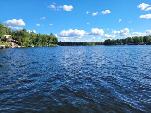 Newaygo Apartment | Castaways Cottage on Croton Pond #5