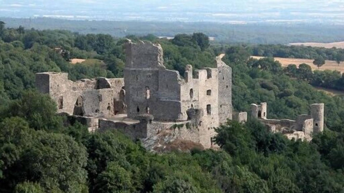 Saissac Cottage | Castel Bataillé cottage near Carcassonne and Revel