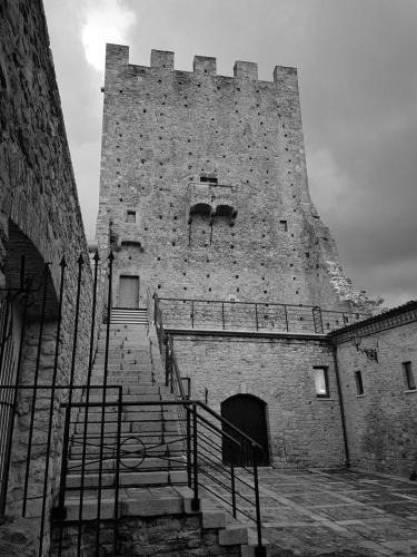 Pietramontecorvino House | Castel di Pietra