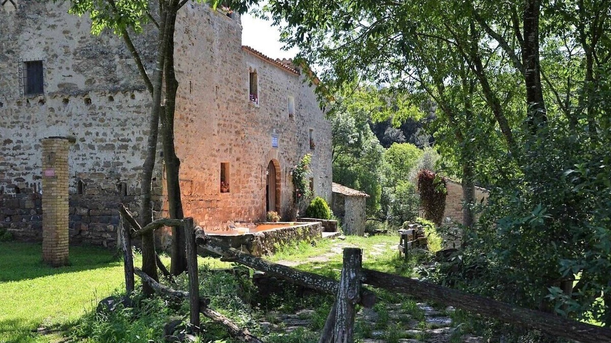 Sant Miquel de Campmajor House | Castell de Roca. SXII farmhouse.