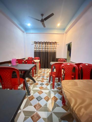 Tatapani House | Castel paradise