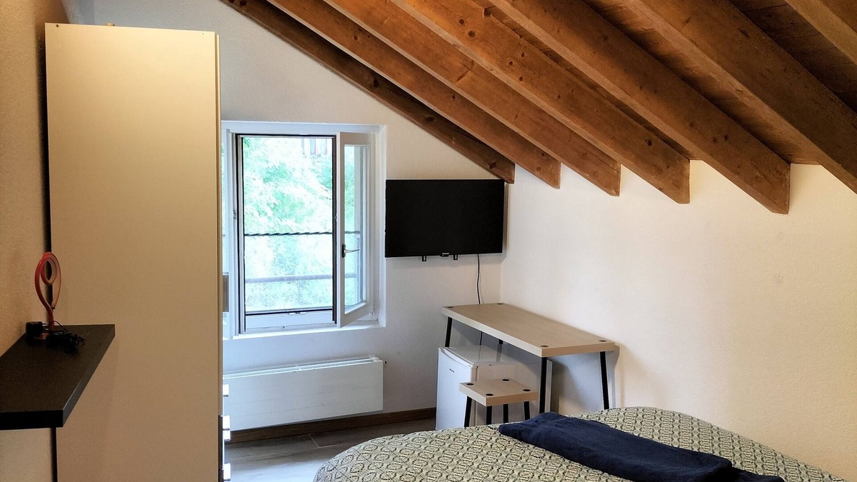 Veytaux House | Castel View