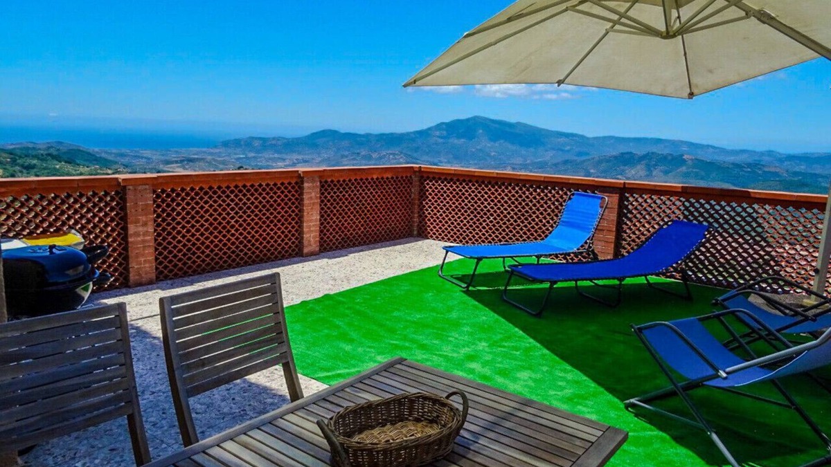 Novi Velia Apartment | Castello Baronale- Italia