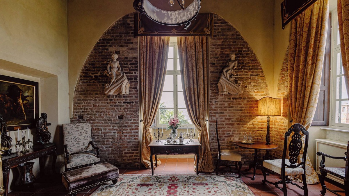 Casalborgone Hotel | Castello di Casalborgone - Luxury Castle