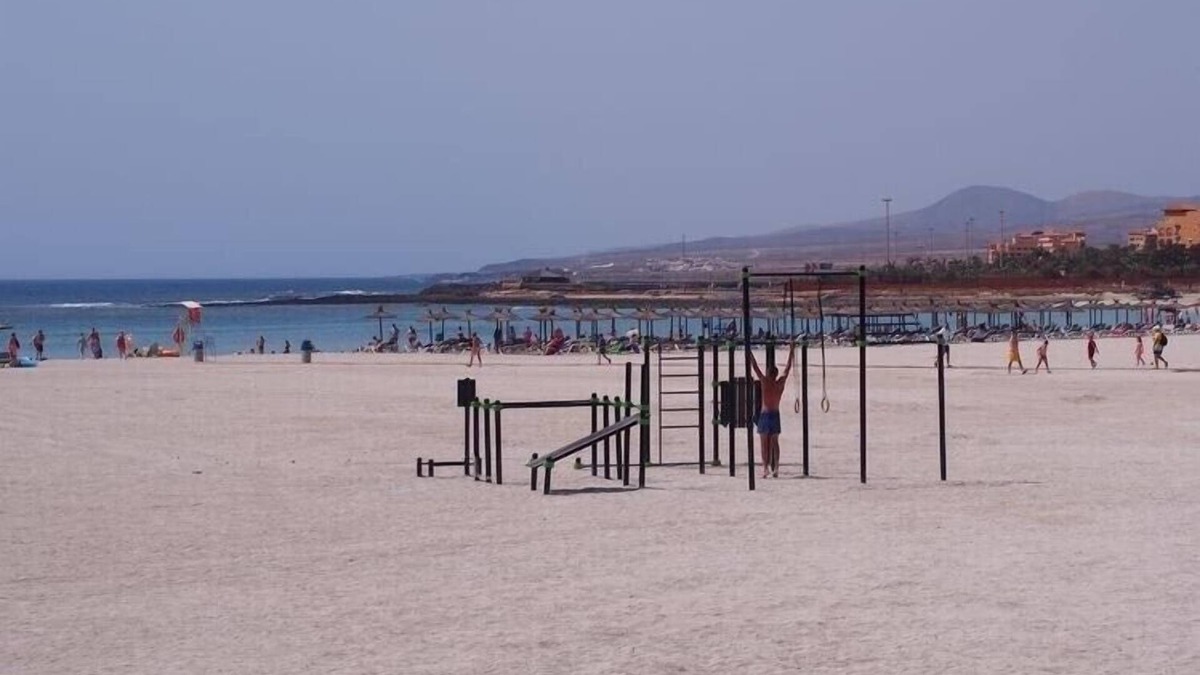 Caleta de Fuste Apartment | Castillo Mar luxury duplex apartment, fully refurbished with high spec amenities