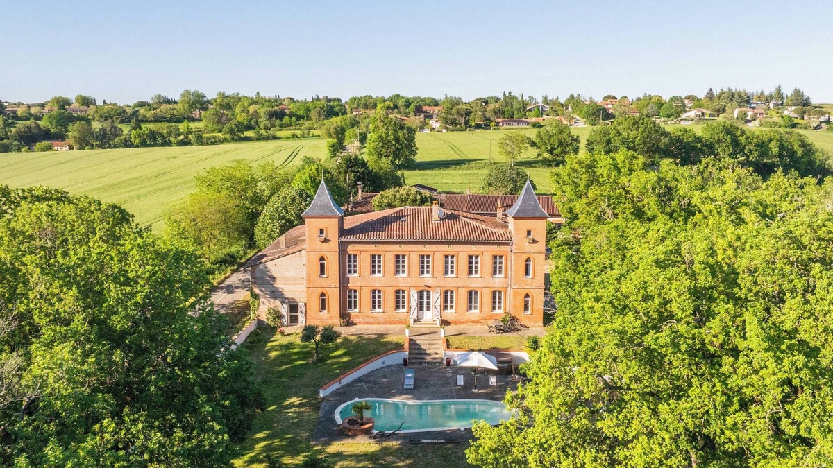 Clermont-le-Fort Other | Castle 15mn Toulouse Pyrénées' view and pool