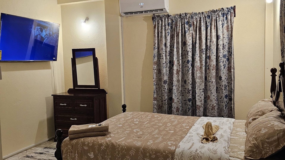 Brighton Apartment | Castle Berry Apartments