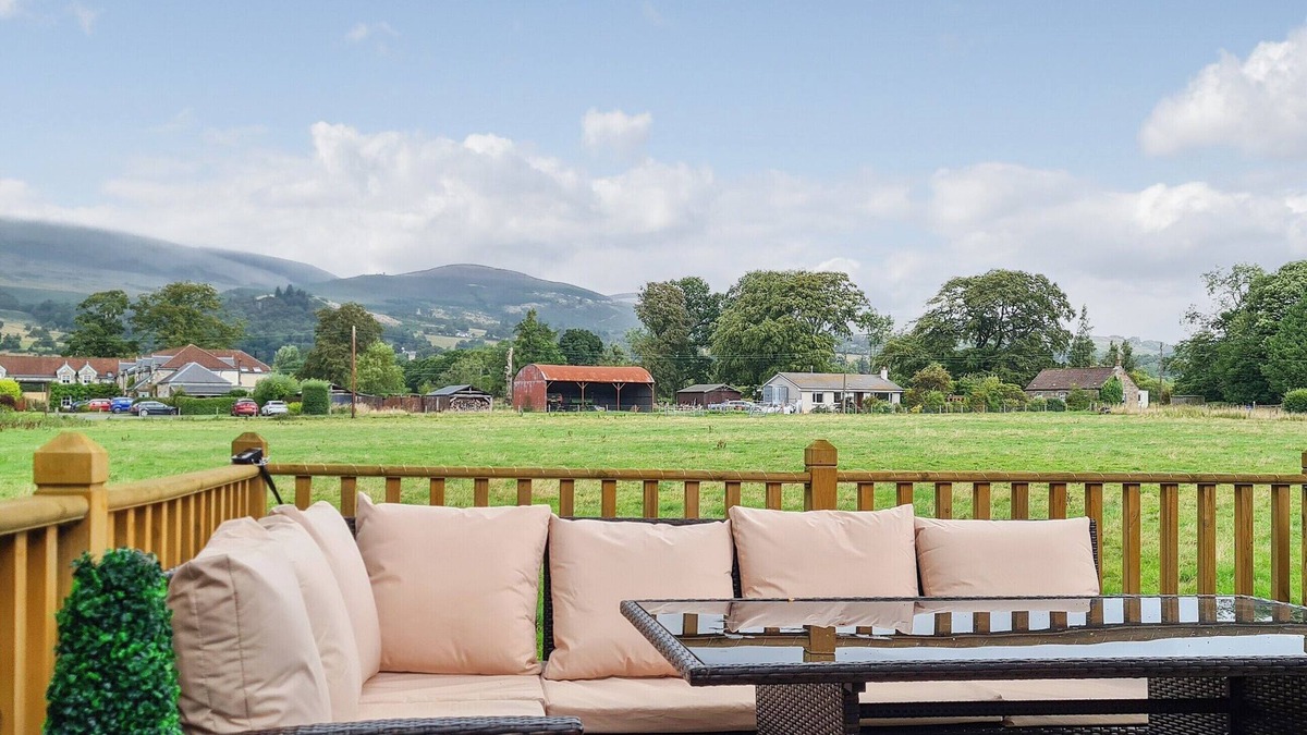 Dollar Cottage | Castle Campbell View
