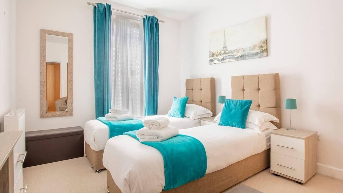 Redhill Apartment | Castle Haven Apartment, Redhill
