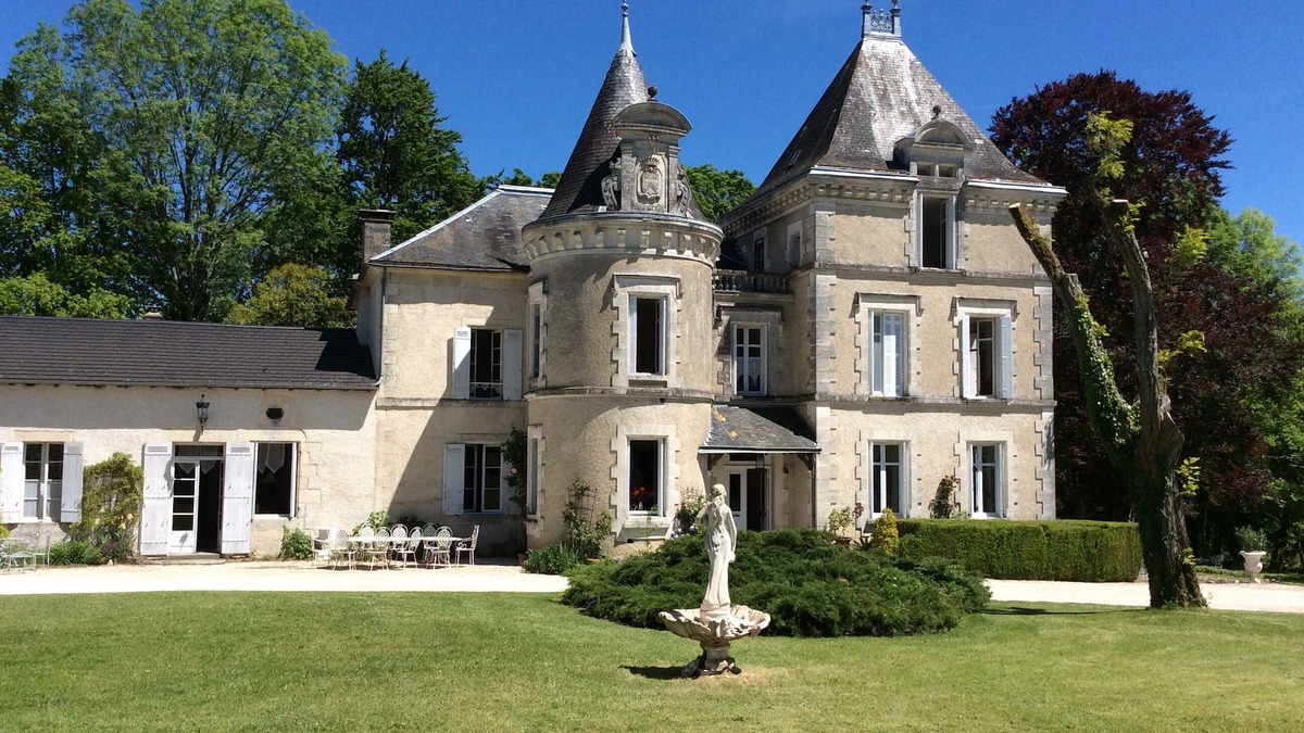 Saint-Jory-las-Bloux Other | Castle in Dordogne in the land of truffles. Park, heated pool