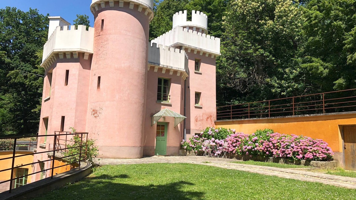Montreuil-aux-Lions House | Castle in the woods with private SPA 45 min from Paris and Reims, 25 min Disney