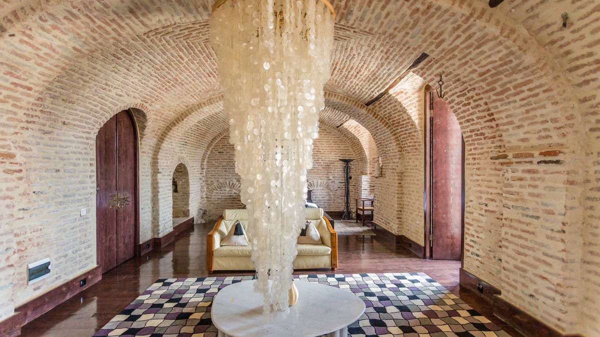 Tbilisi City Centre Other | Castle in the old city armory room