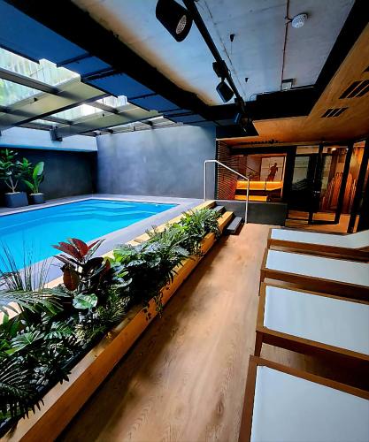 City Centre Apartment | Castle loft apartment,Spa, Gym ,Sauna & Swimming pool free parking