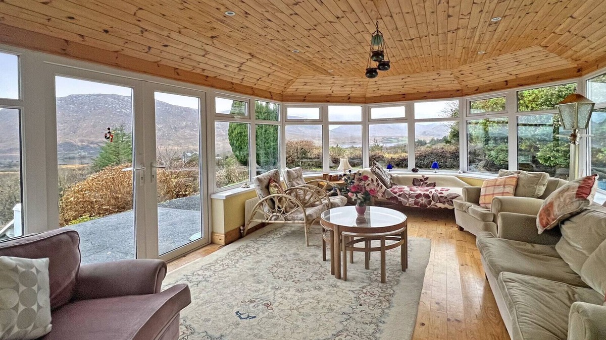Cornamona House | Castlekirk Cottage - Two Bedroom House, Sleeps 4