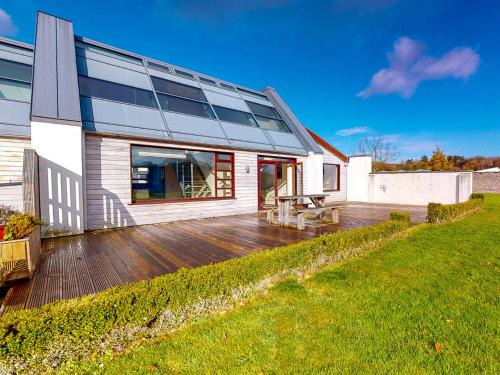Castlemartyr House | Castlemartyr Holiday Lodges No 3 2 Bed by Trident Holiday Homes