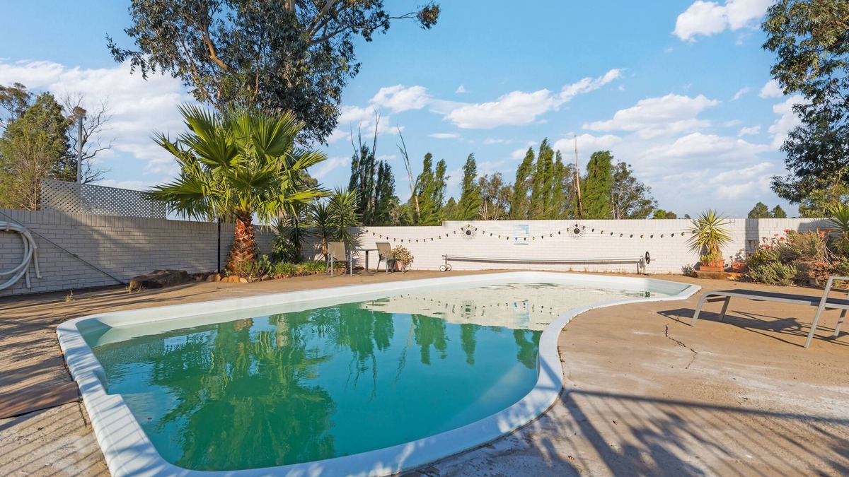 Gilgandra Hotel | Castlereagh Motor Inn