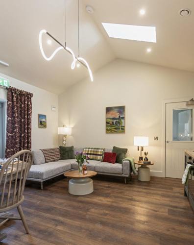 Knockaderry Cross Roads Apartment | Castlestone Holiday Cottages & Townhouses