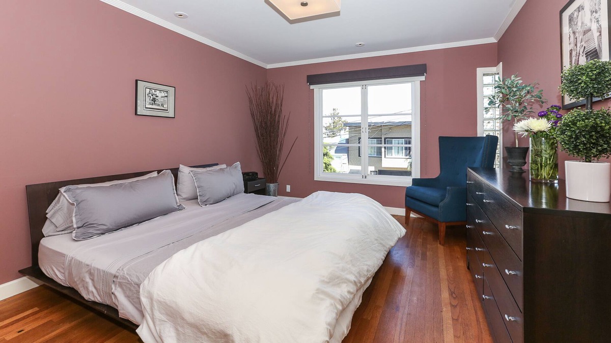 Dolores Heights Apartment | Castro Hill Between Castro and Noe Valley