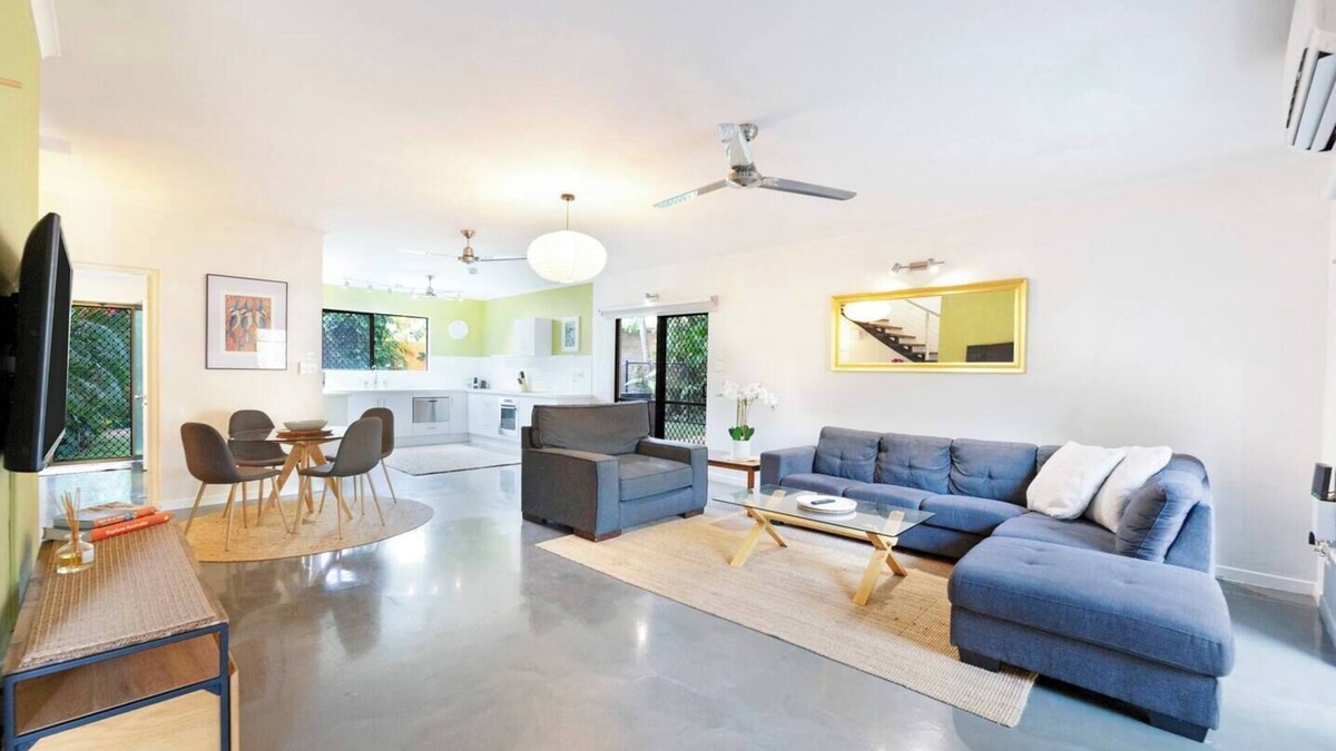 Nightcliff Apartment | Casuarina Cove Foreshore Tropical Escape near CBD
