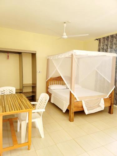 Malindi Marine National Park Hotel | Casuarina Lounge