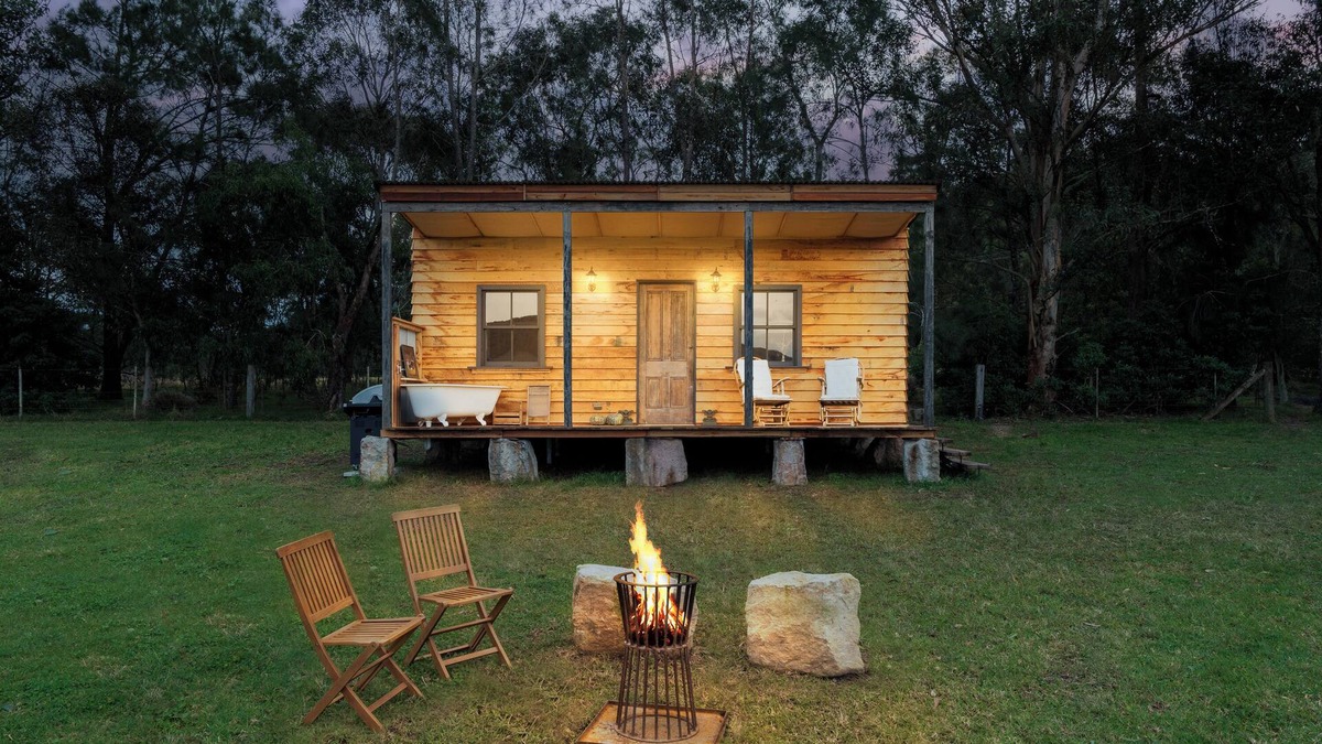 Kangaroo Valley Cabin | 'Casuarina' -Picturesque, Romantic Kangaroo Valley Cottage