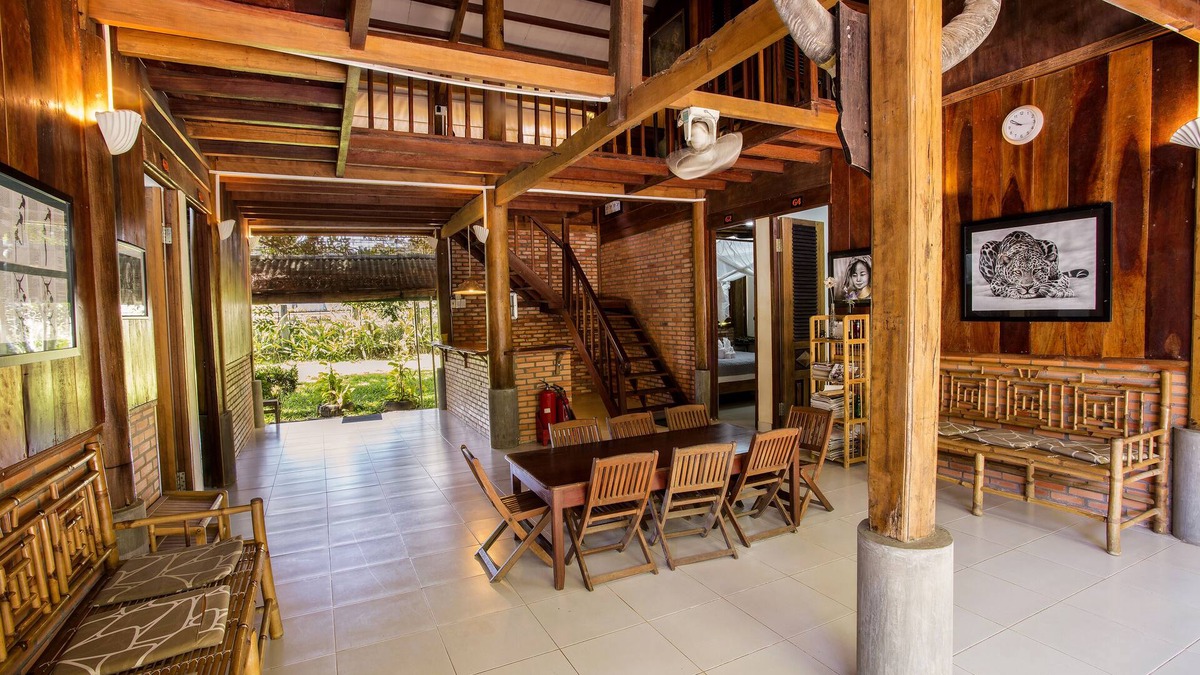 Quan Tom House | Cat Tien Farm Stay