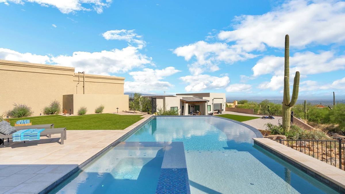 The Foothills House | Catalina Dreamin' Luxe Foothills Oasis w/Pool!