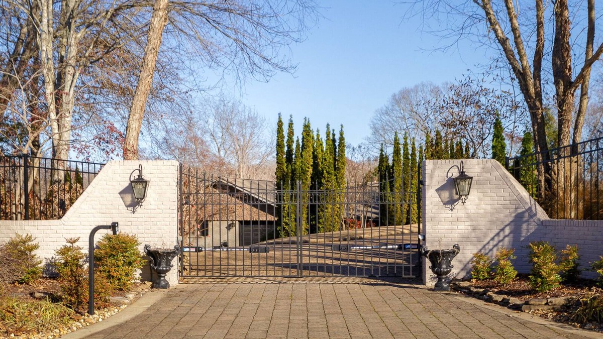 Muscle Shoals House | Catania's Lake House