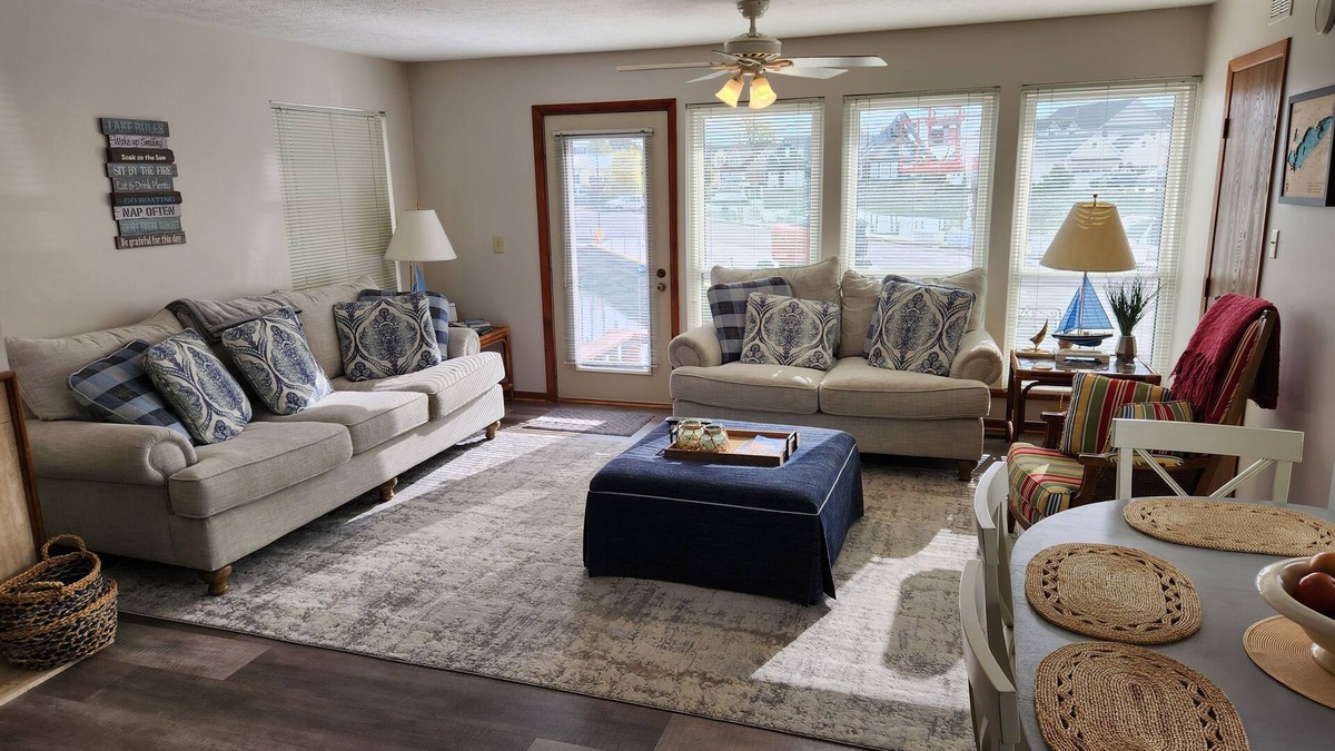 Gypsum House | Catawba Island large 2 bedroom with dock