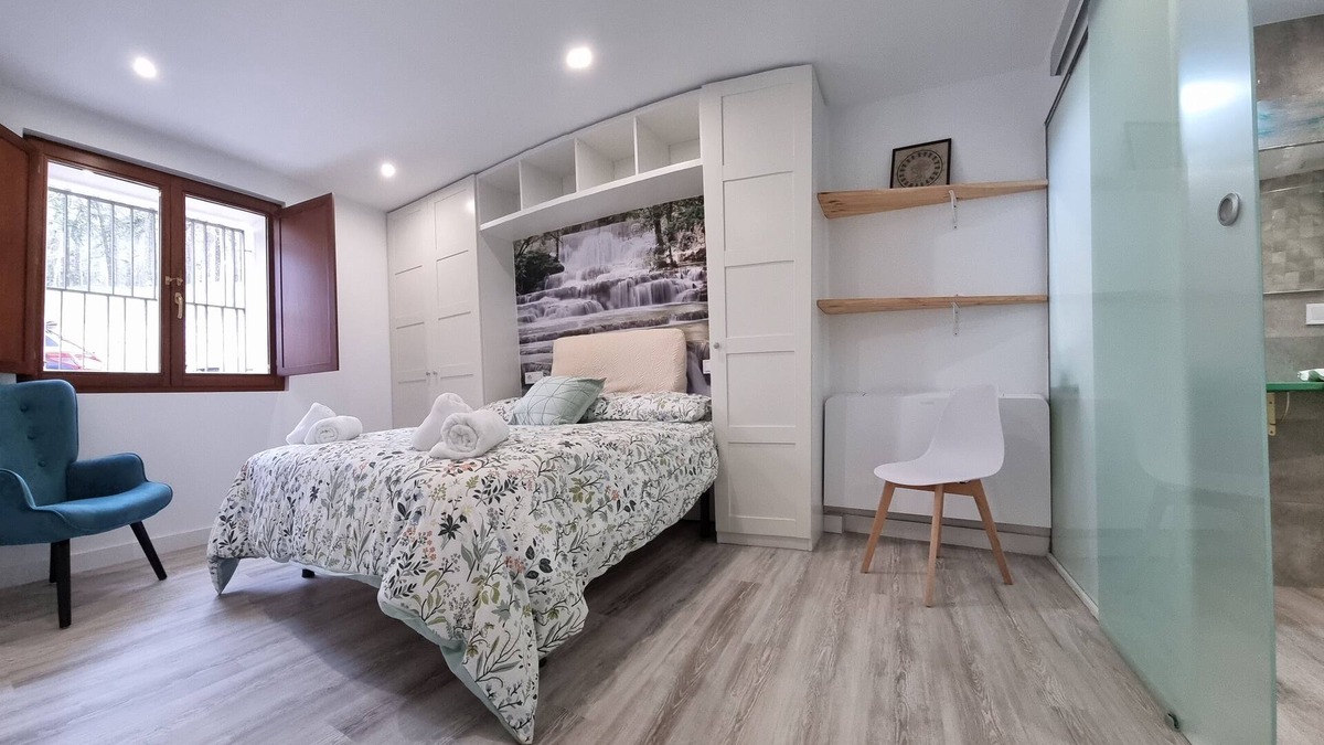 Burgos Apartment | Cathedral and Castle: Tranquility in the heart of Burgos.